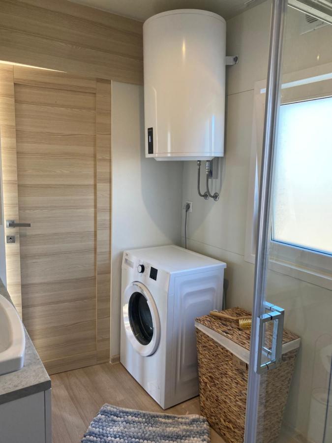 Amore Del Mare, Seaside Family Pace, Free Parking And Wifi In Camp Dalmatino Drage Exterior photo