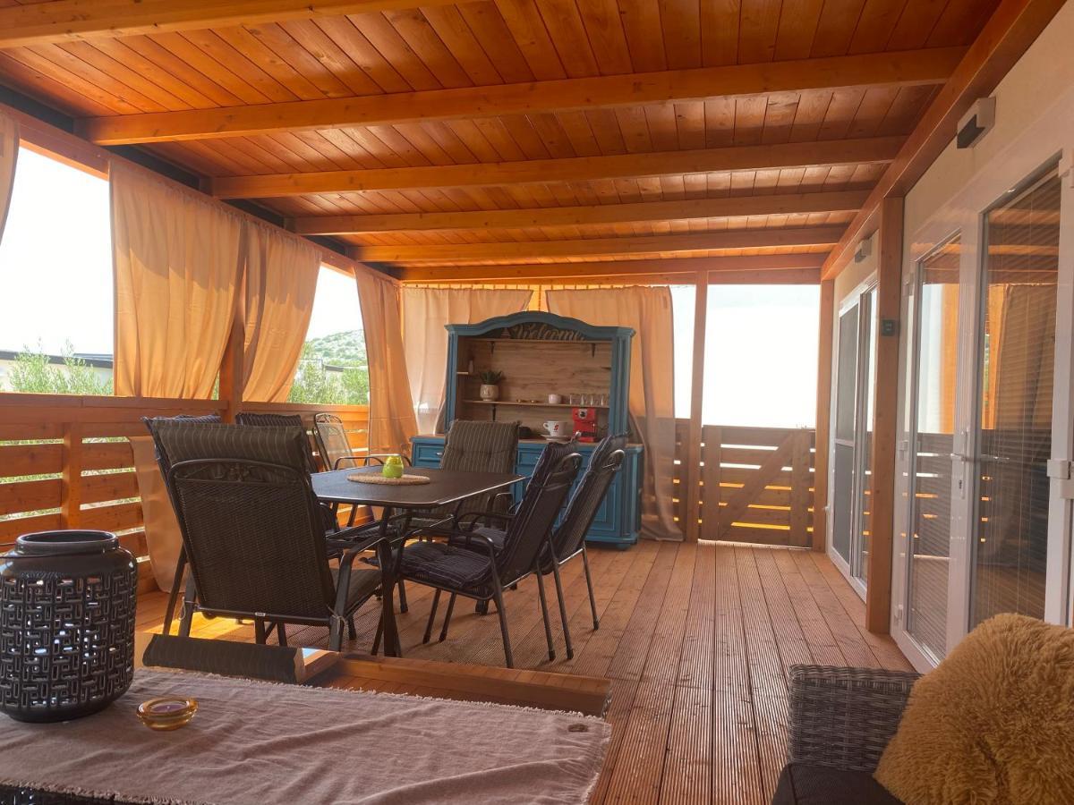 Amore Del Mare, Seaside Family Pace, Free Parking And Wifi In Camp Dalmatino Drage Exterior photo